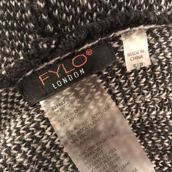 FYLO Sweater - Picture 7 of 8